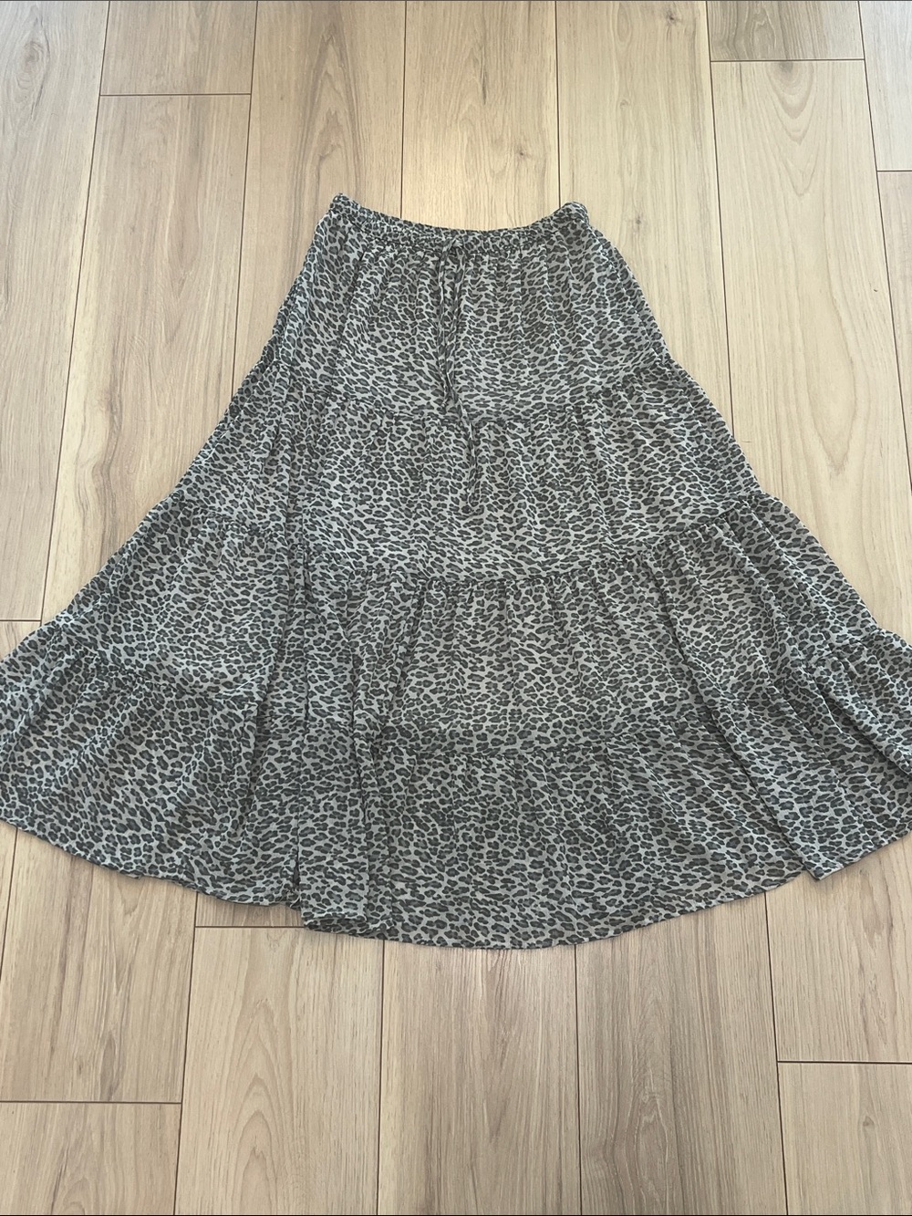 Aerie Grey Leopard Print Tiered Midi Skirt